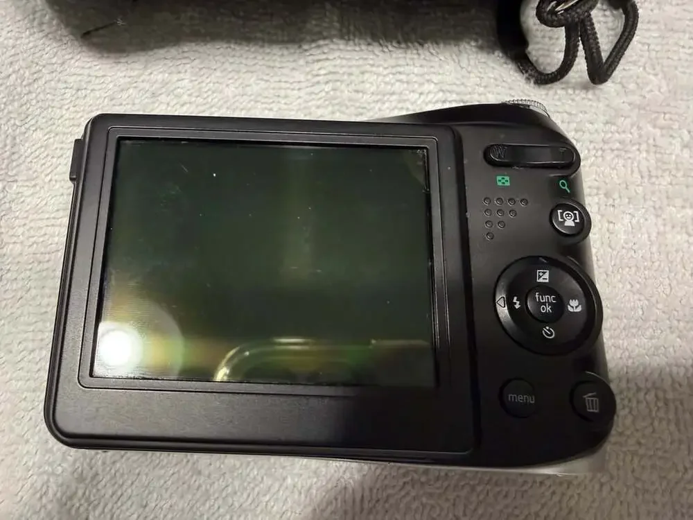 Ge W1200 Digital Camera